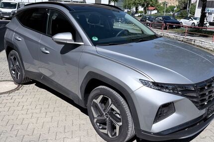 Hyundai TUCSON 5.715 km 31.500 &euro; Dietmannsried 87463