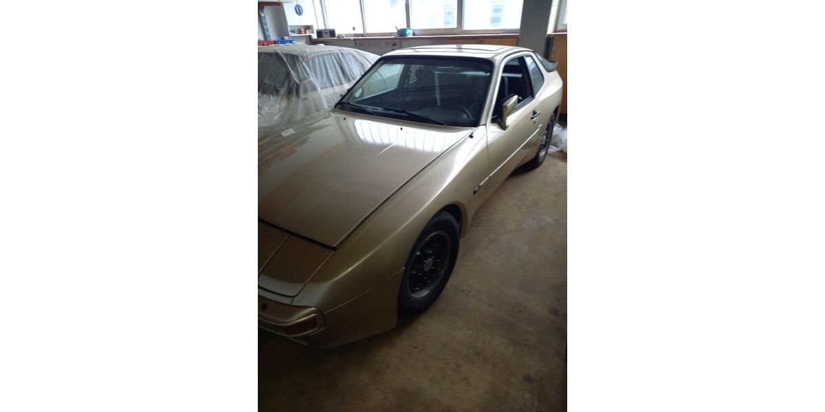 Porsche 944 81.359 km 8.500 &euro; Plüderhausen 73655
