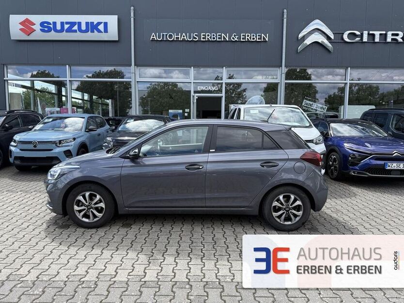 i20