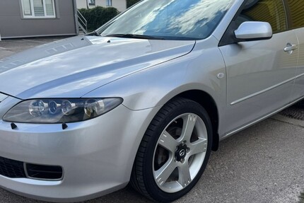 Mazda 6 Kombi 176.541 km 3.990 € Berlin 10178