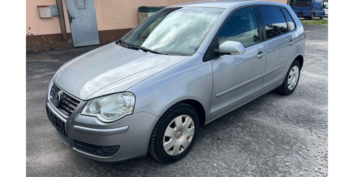 VW Polo 159.000 km 2.799 &euro; Hohenstein ot Mackenrode 99755