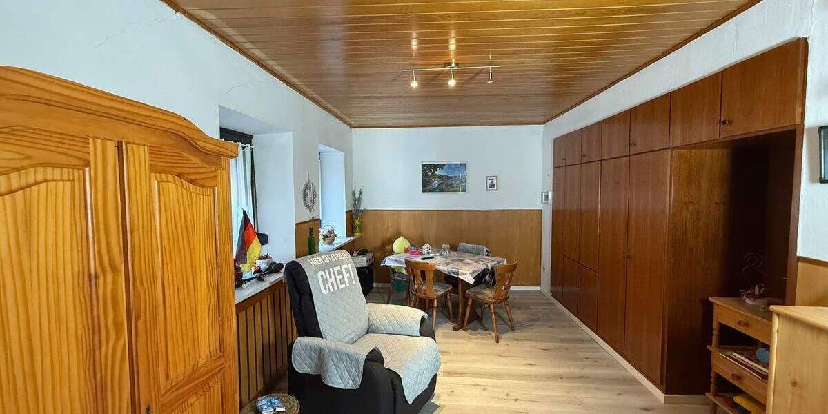 Gewerbeobjekt Jettenbach - 1 Zimmer, 225.000&euro; | Angebot:25774384