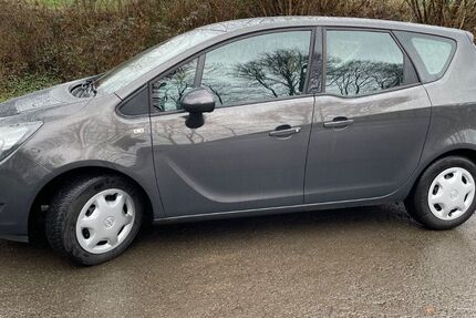 Opel Meriva 91.665 km 5.900 &euro; Kalletal 32689