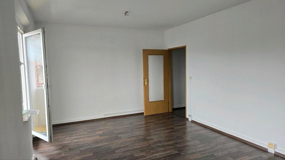 Etagenwohnung Würzburg Heuchelhof - 3 Zimmer, 65 m&sup2;, 89.000&euro; | Angebot:26374314