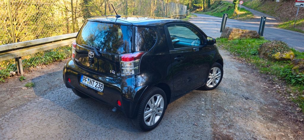 Toyota IQ 131.814 km 4.900 &euro; Pforzheim 75173