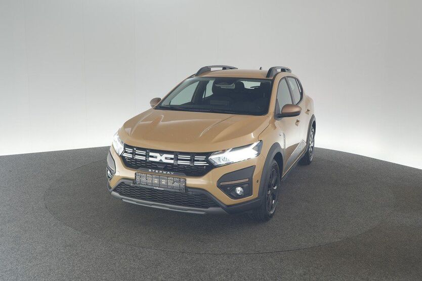 Dacia Sandero 1.170 km 18.260 € Aach 78267