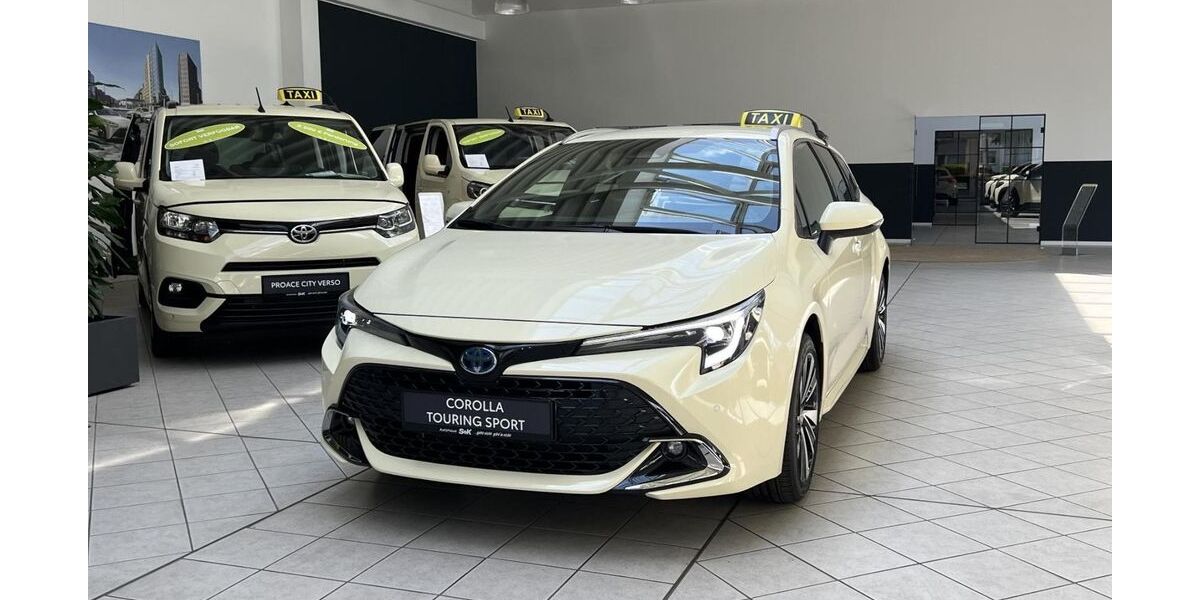 Toyota Corolla 13.000 km 36.490 &euro; Hamburg 22111