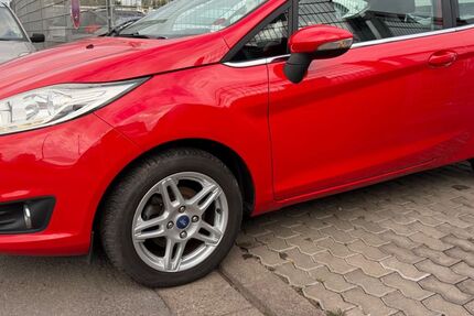 Ford Fiesta 131.000 km 3.900 &euro; Saarlouis 66740