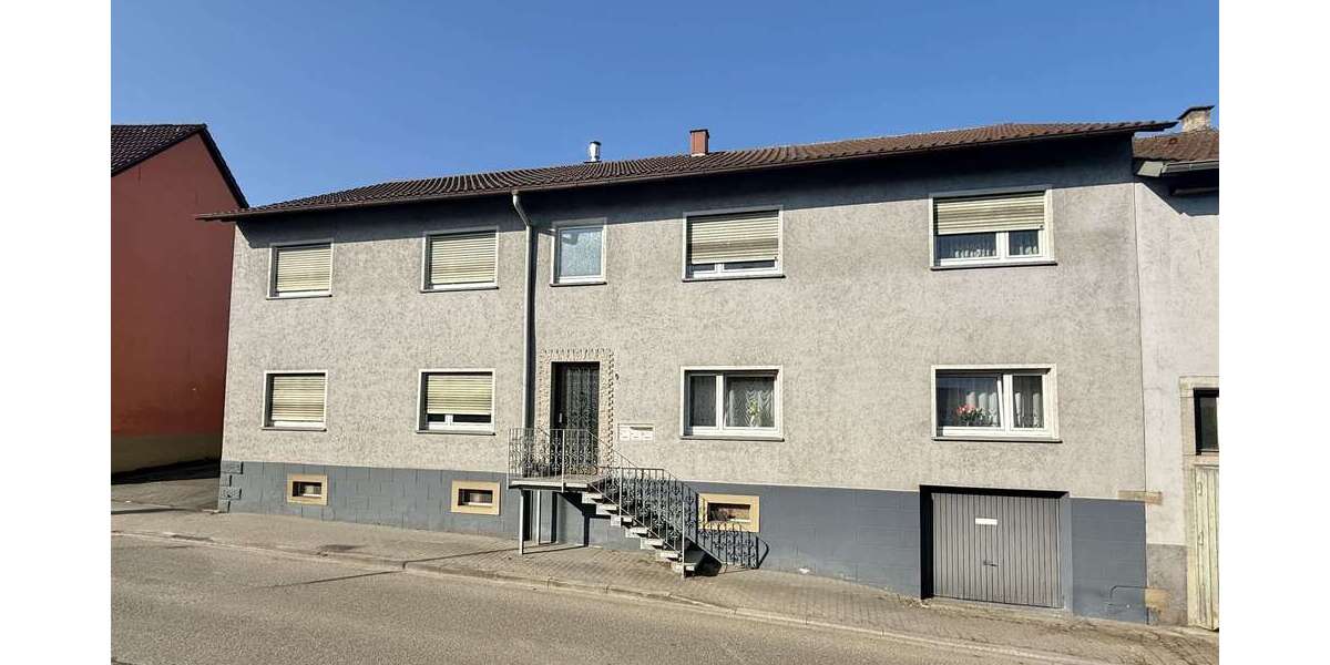 Einfamilienhaus Oberderdingen - 9 Zimmer, 290 m&sup2;, 349.000&euro; | Angebot:25929219