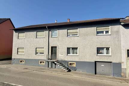 Haus Oberderdingen - 9 Zimmer, 290 m&sup2;, 349.000&euro; | Angebot:25929219