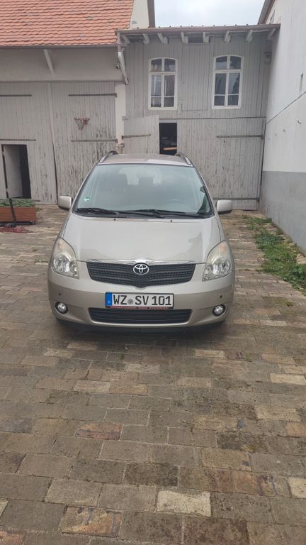 Toyota Corolla Verso 88.195 km 7.000 € Hüttenberg 35625