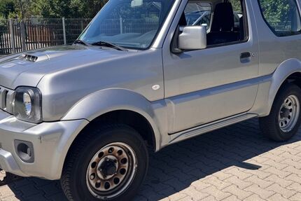 Suzuki Jimny 165.000 km 10.999 &euro; München 81825