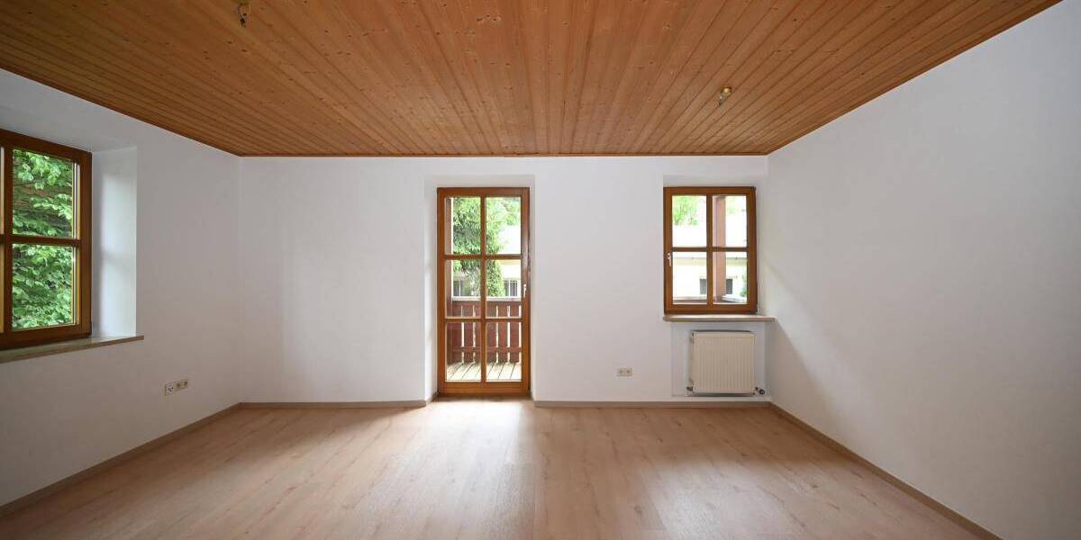 Etagenwohnung Neumarkt Altenhof - 4 Zimmer, 96 m&sup2;, 800&euro; | Angebot:26796430