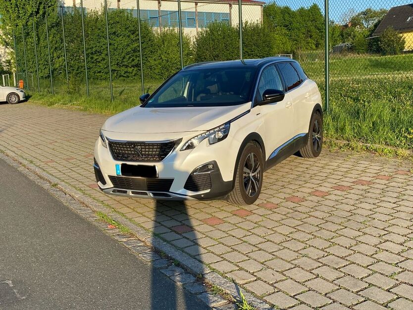 Peugeot 3008 99.765 km 15.900 € Lauf 91217