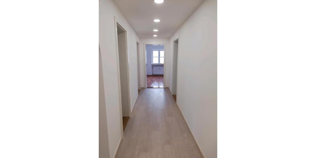 Etagenwohnung Untergriesbach - 3 Zimmer, 85 m&sup2;, 750&euro; | Angebot:24747319