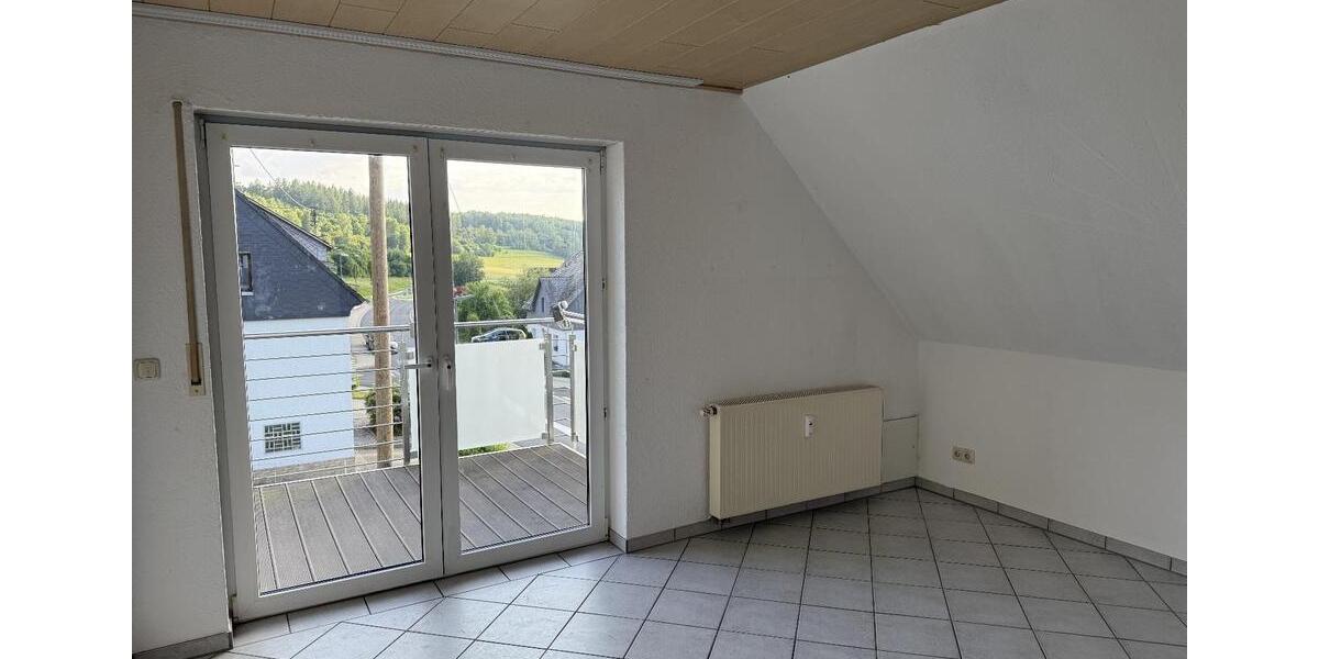 Maisonettenwohnung Wilnsdorf - 7 Zimmer, 165 m&sup2;, 200.000&euro; | Angebot:26815407