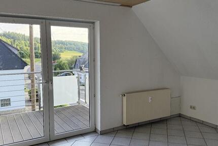 Wohnung Wilnsdorf - 7 Zimmer, 165 m&sup2;, 200.000&euro; | Angebot:26815407
