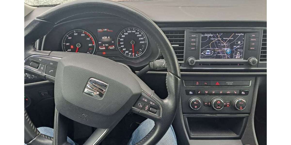 Seat Leon 143.000 km 6.500 &euro; Diepenau 31603