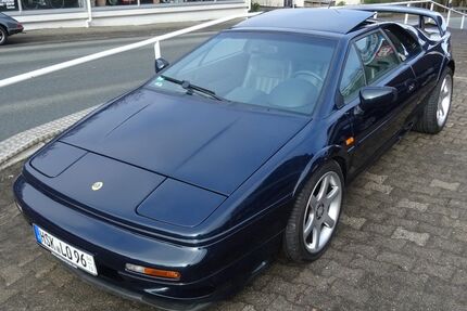 Lotus Esprit 31.600 km 87.500 &euro; Winterberg 59955