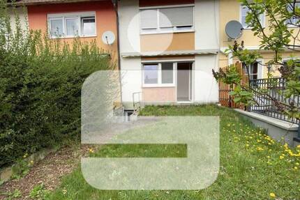Haus Schwandorf - 5 Zimmer, 95 m&sup2;, 165.000&euro; | Angebot:26358779