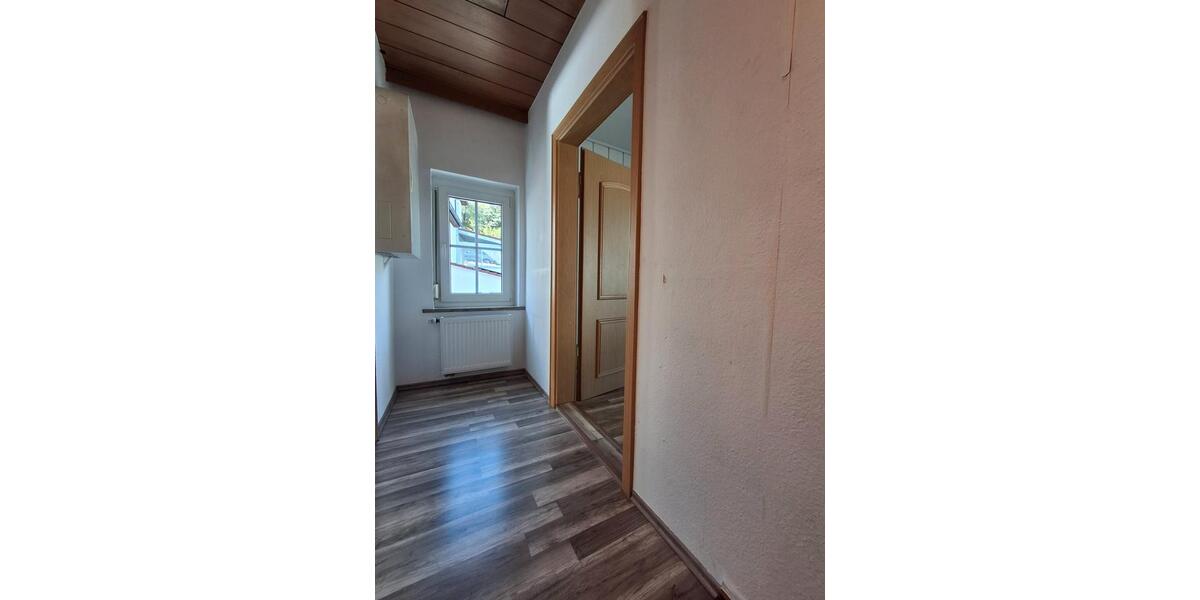 Einfamilienhaus Küps - 3 Zimmer, 95 m&sup2;, 800&euro; | Angebot:26452897