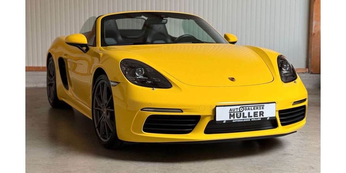 Porsche Boxster 25.741 km 59.900 &euro; Künzell 36093