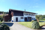 Bauernhaus – teilsaniert, als Ein- oder Zweifamilienhaus nutzbar, in ruhiger Lage in Oberteisendorf 8 zimmer