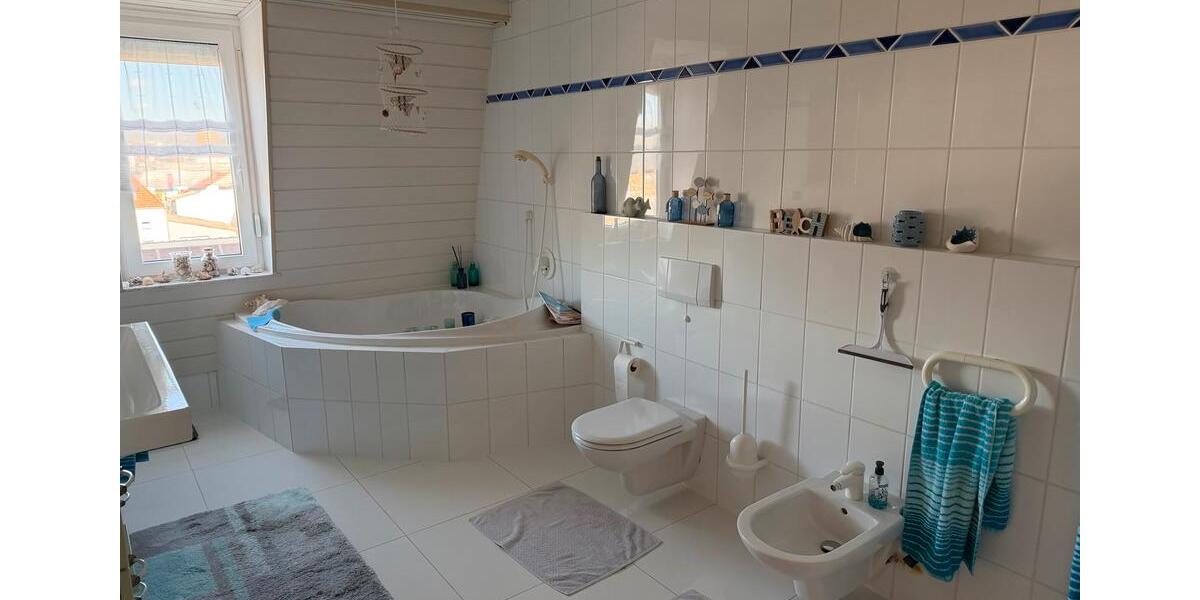 Dachgeschoßwohnung Fulda Kohlhaus - 4.5 Zimmer, 125 m&sup2;, 1.350&euro; | Angebot:26382694
