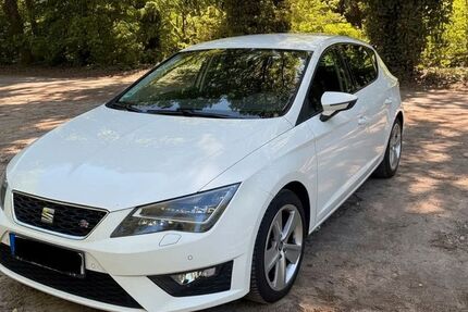 Seat Leon 109.000 km 8.900 &euro; Mönchengladbach 41239