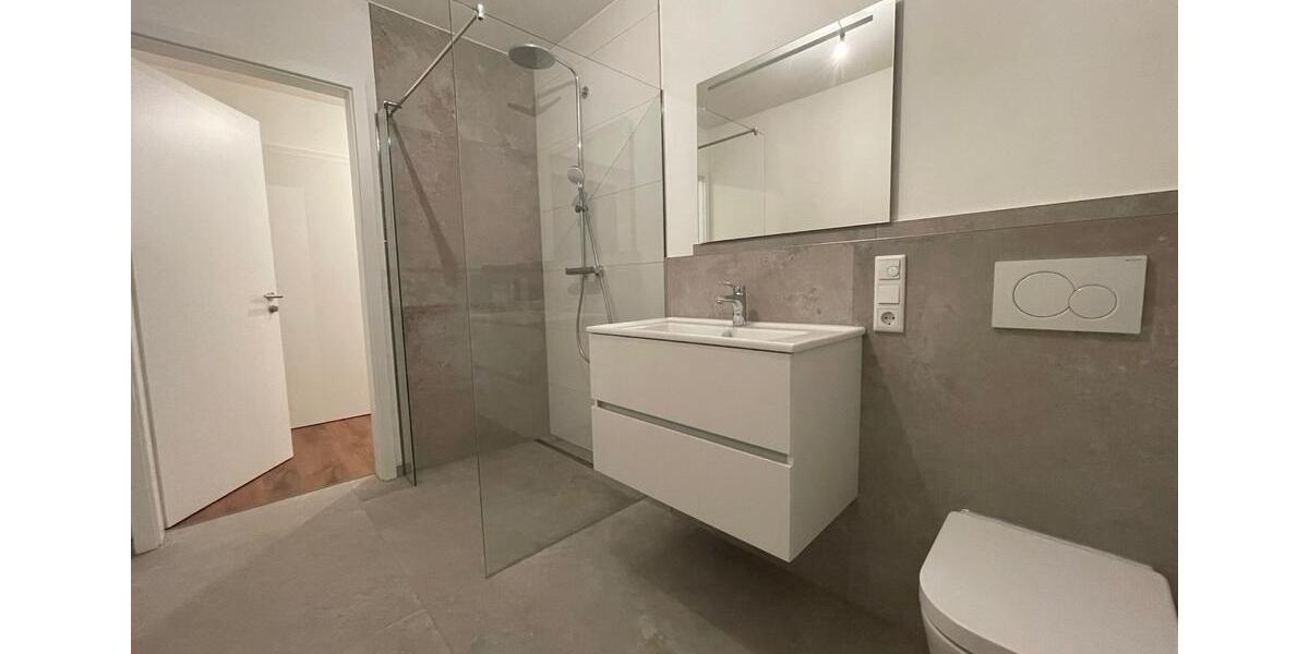 2-Zi-WG, Singel Wohnung, TerrasseGarten 2 zimmer