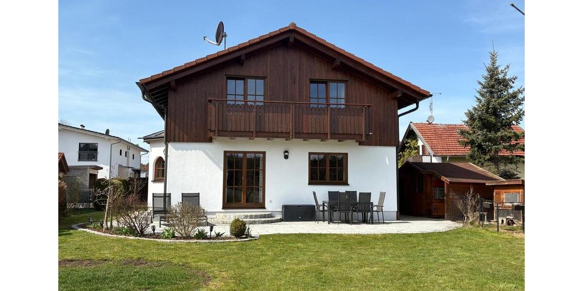 Einfamilienhaus Berg - 4 Zimmer, 169 m&sup2;, 3.200&euro; | Angebot:24589735