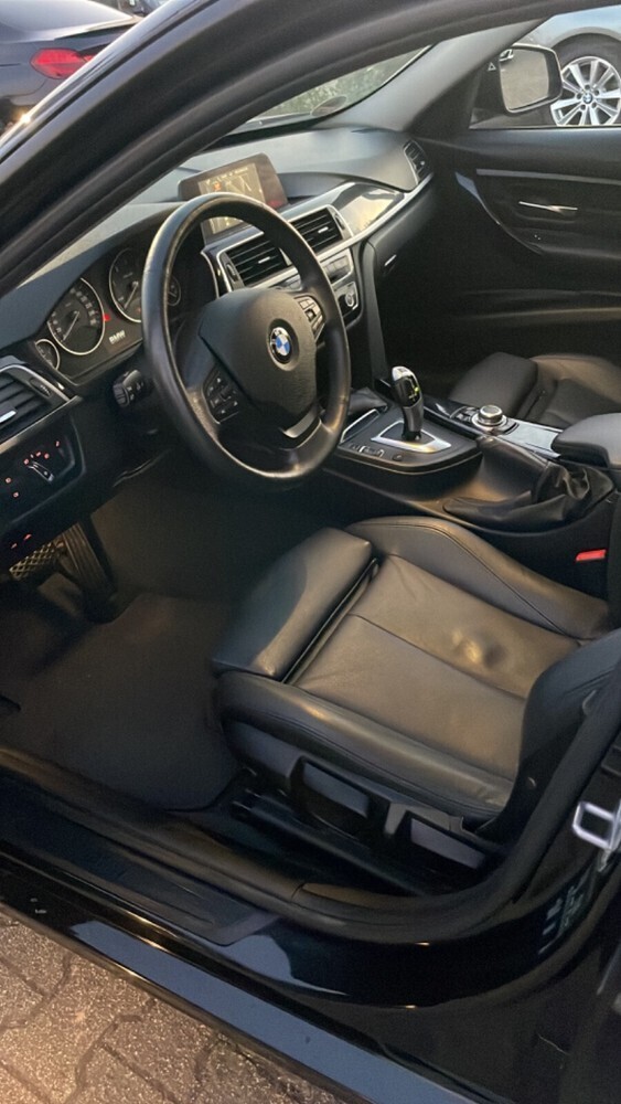BMW E30