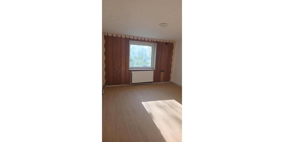Etagenwohnung Vlotho - 3 Zimmer, 75 m&sup2;, 550&euro; | Angebot:26327003
