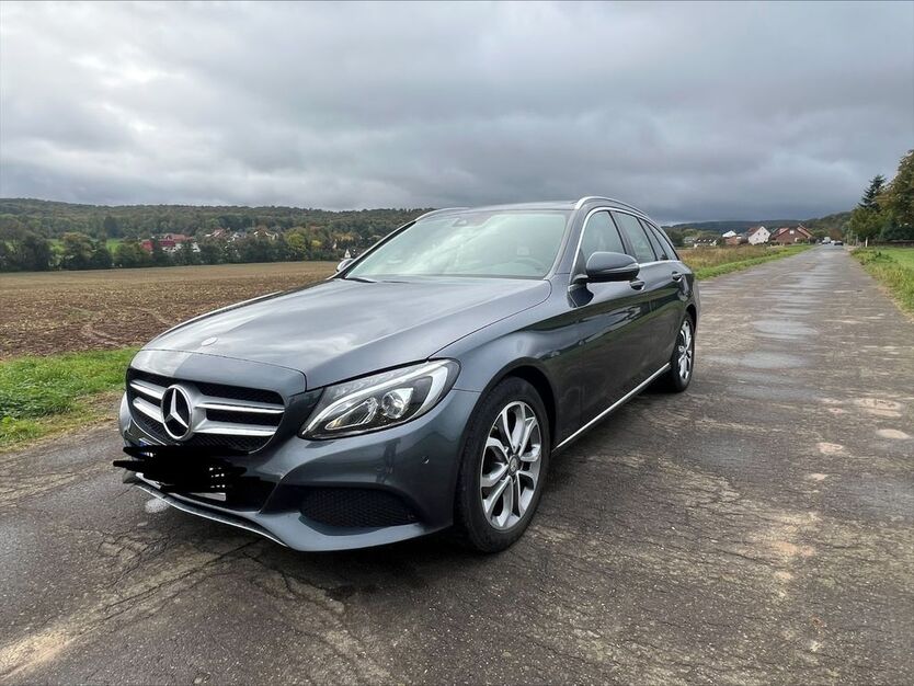 Mercedes-Benz C 200 105.000 km 18.100 € Diekholzen 31199