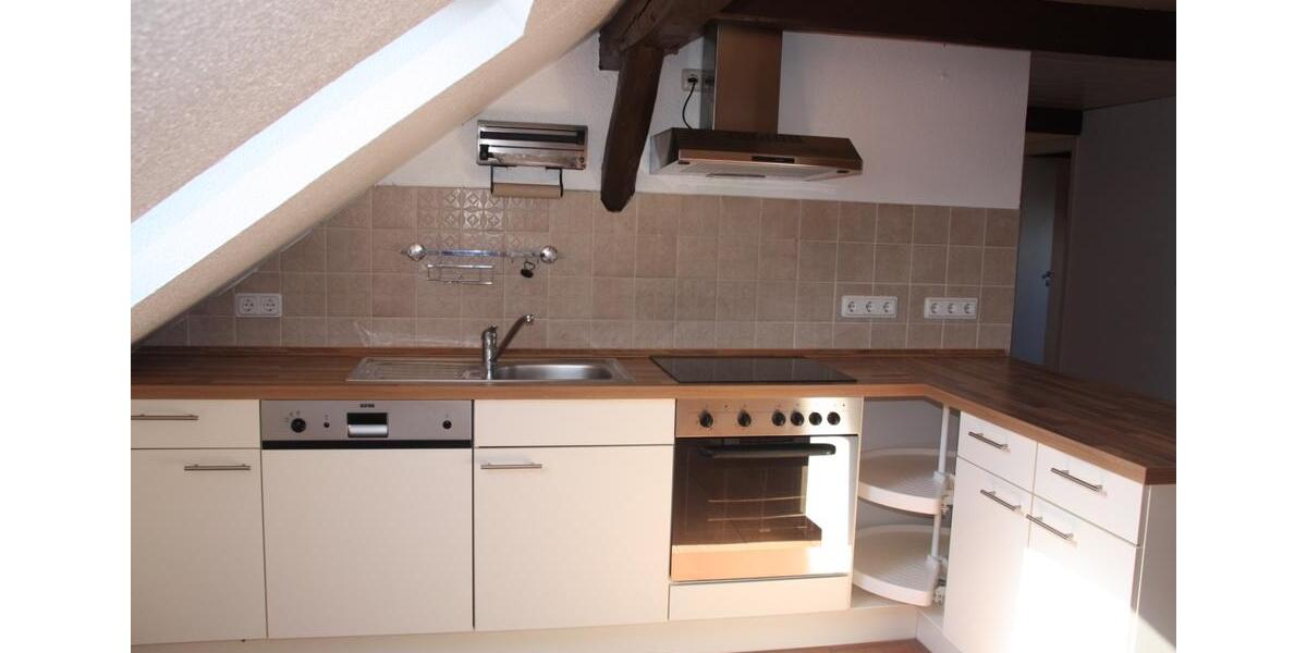 Dachgeschoßwohnung Wunstorf - 3.5 Zimmer, 100 m&sup2;, 600&euro; | Angebot:26201758