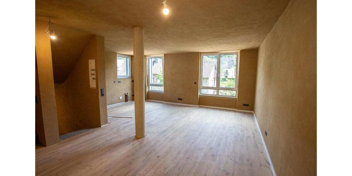 Doppelhaushälfte Stolberg (Rhld.) Gressenich - 5 Zimmer, 250 m&sup2;, 2.300&euro; | Angebot:24274753