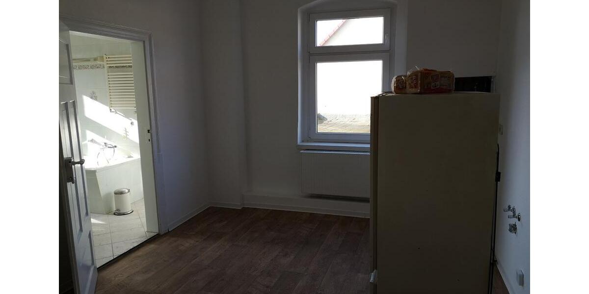 Etagenwohnung Bitterfeld-Wolfen Bitterfeld - 3 Zimmer, 74 m&sup2;, 474&euro; | Angebot:27635564