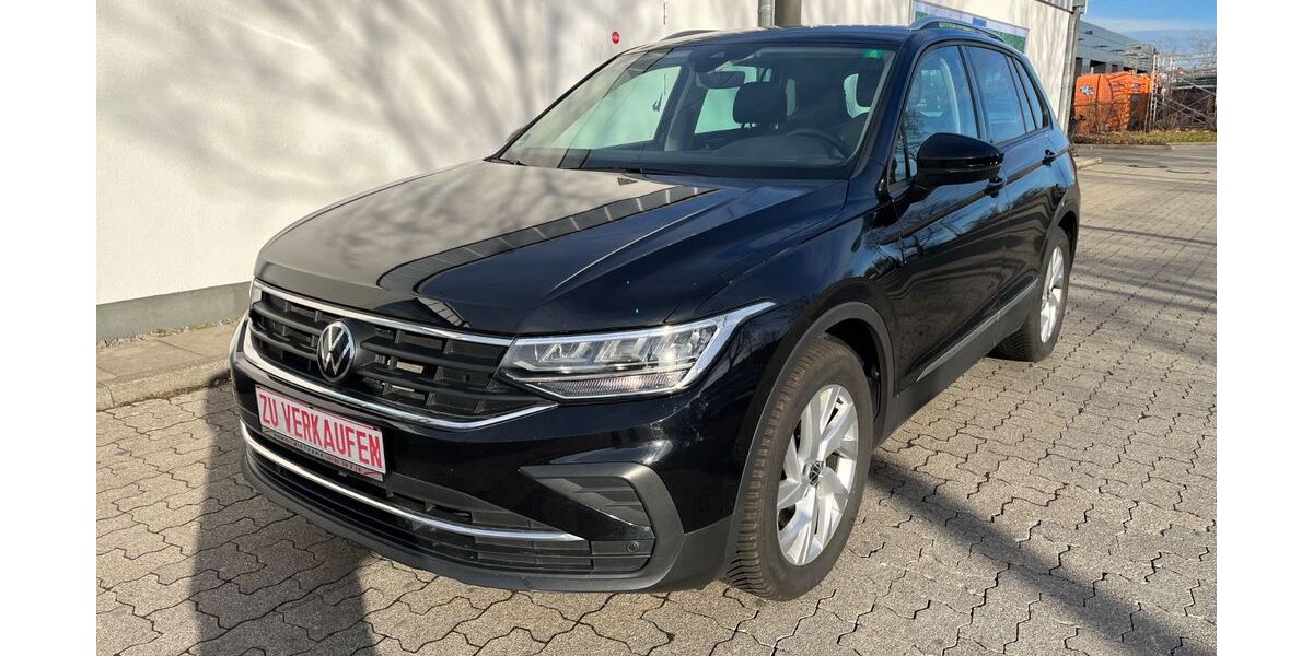 VW Tiguan 59.600 km 26.550 &euro; Freiburg im Breisgau 79111