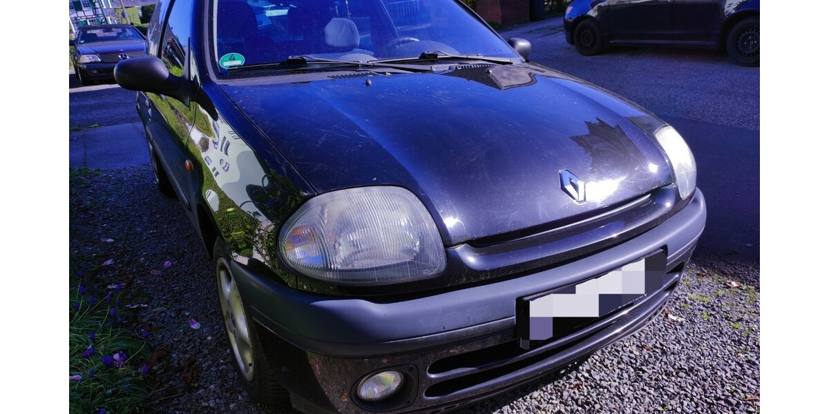 Renault Clio 122.280 km 1.750 &euro; Solingen 42651