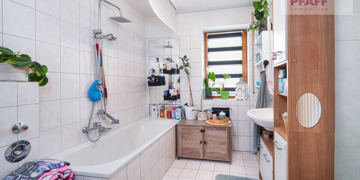 Mehrfamilienhaus, Wohnhaus Rielasingen - 1 Zimmer, 364 m&sup2;, 699.000&euro; | Angebot:26291297