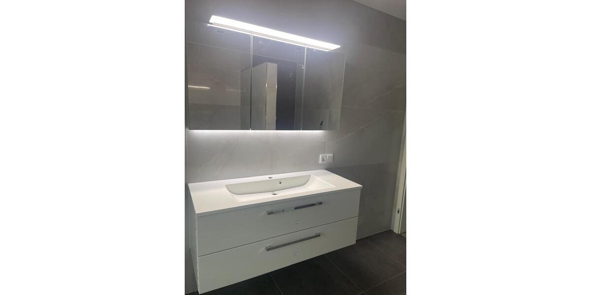 Doppelhaushälfte Nordenham - 4 Zimmer, 125 m&sup2;, 1.460&euro; | Angebot:25255597