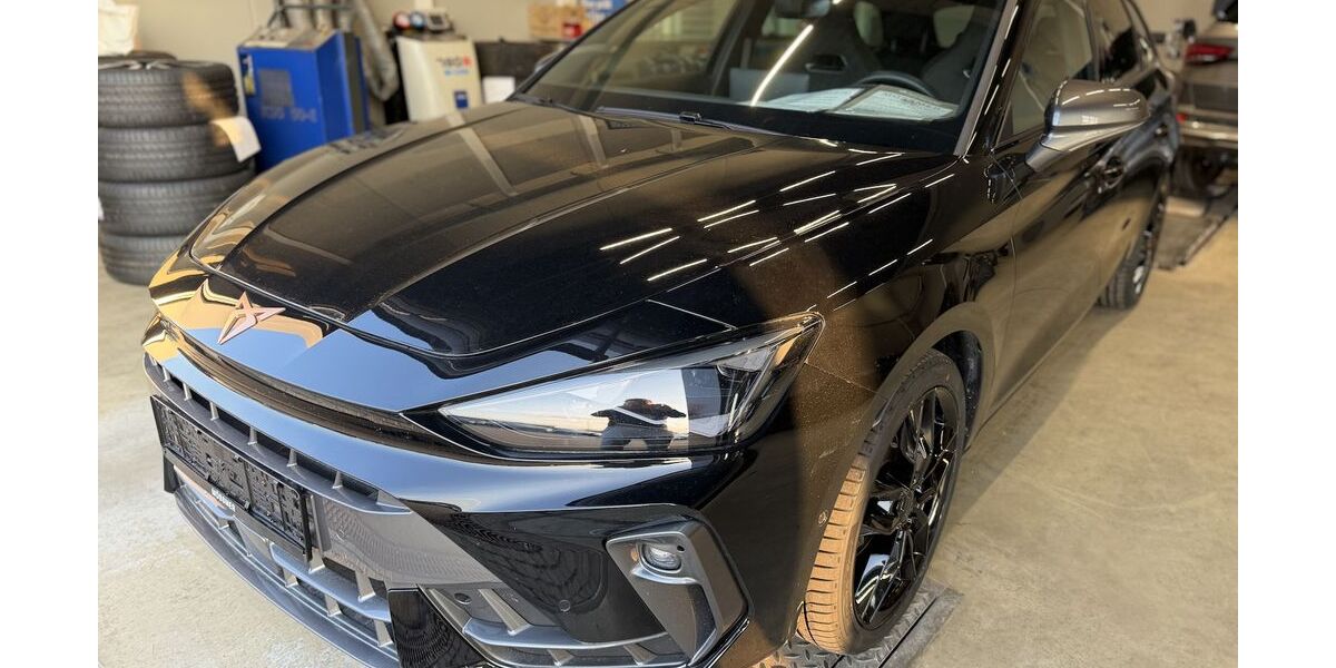 Cupra Leon 11.370 km 30.900 &euro; Memmingen 87700