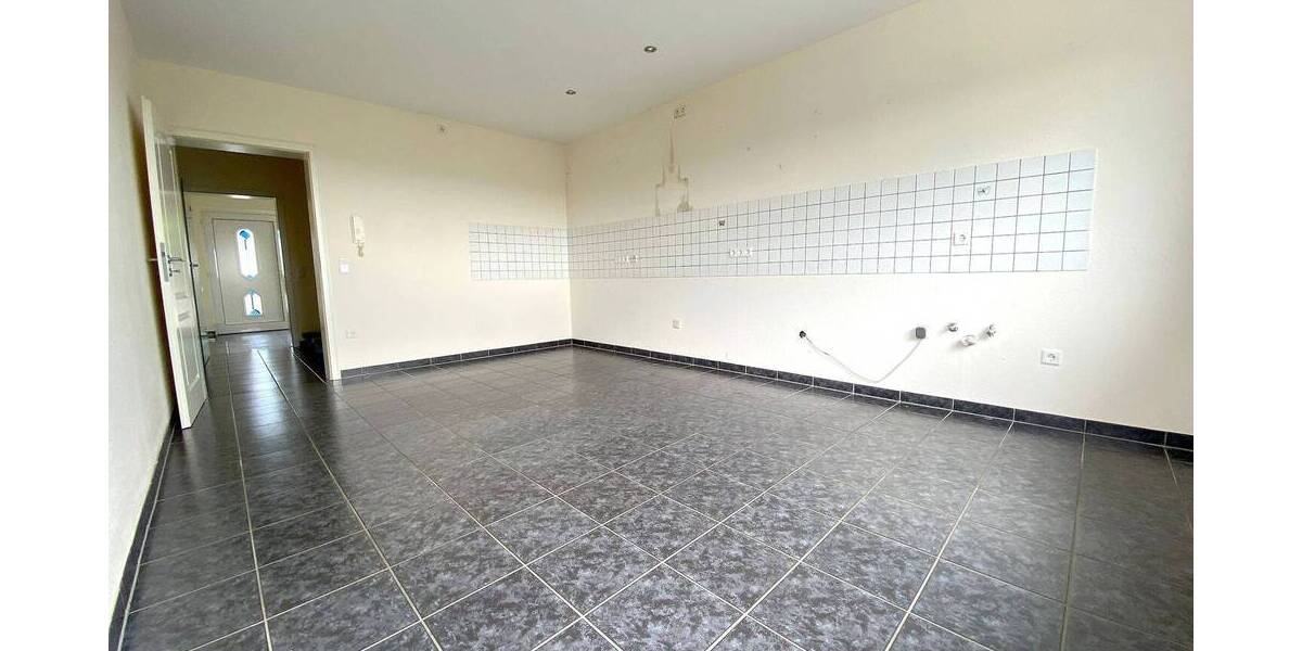 Mehrfamilienhaus, Wohnhaus Mayen Kürrenberg - 6 Zimmer, 135 m&sup2;, 1.200&euro; | Angebot:24610250