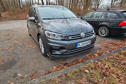 VW Touran 91.500 km 18.200 &euro; München 81737