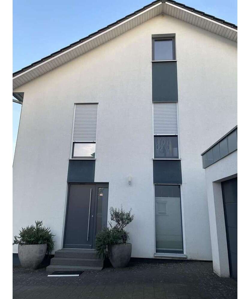 Haus zum Kaufen in Weilerswist 690.000 € 168.5 m²