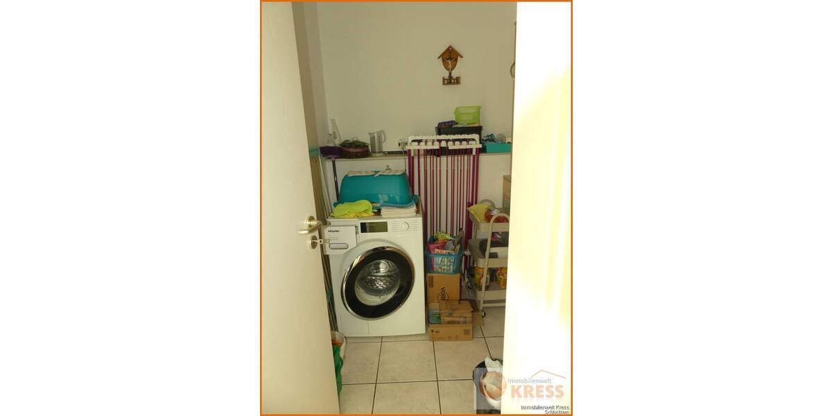 Etagenwohnung Schlüchtern - 3 Zimmer, 93 m&sup2;, 280.000&euro; | Angebot:25916539