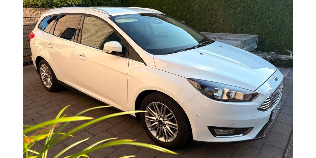 Ford Focus 106.000 km 9.100 &euro; Oerlinghausen 33813