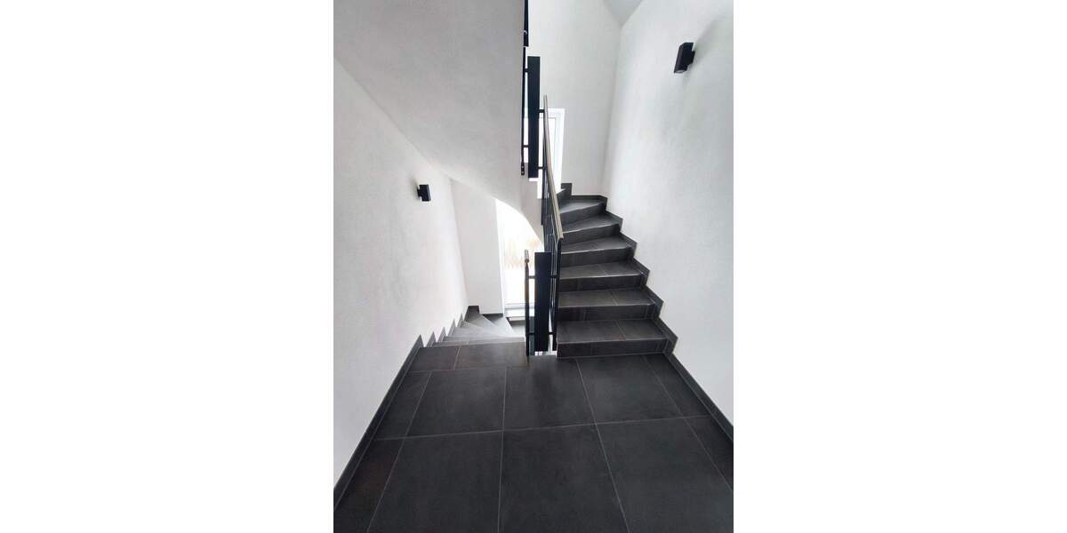 Einfamilienhaus Igensdorf Pettensiedel - 1 Zimmer, 240 m&sup2;, 2.200&euro; | Angebot:25140505