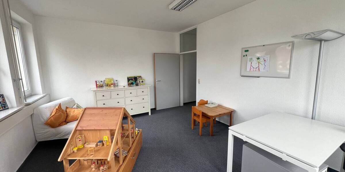 Gewerbeobjekt Markdorf - 4 Zimmer, 103 m&sup2;, 980&euro; | Angebot:25743748