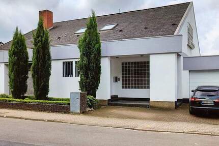 SB-Rotenbühl! Eleganter Wohnklassiker in Top Lage 8 zimmer